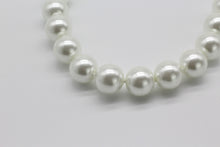 Load image into Gallery viewer, Nour London Knotted Glass Pearl Necklace