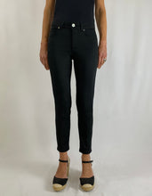 Load image into Gallery viewer, No2moro Unity Black 3/4 Trousers