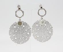 Load image into Gallery viewer, Nour London Filigree Disc &amp; Pearl Earrings

