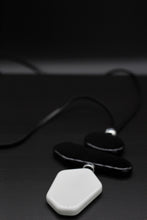 Load image into Gallery viewer, Envy Necklace
