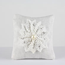 Load image into Gallery viewer, Linen Lavender Sachet #5
